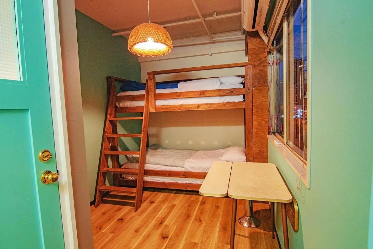 Hostel Chillax أوساكا اليابان