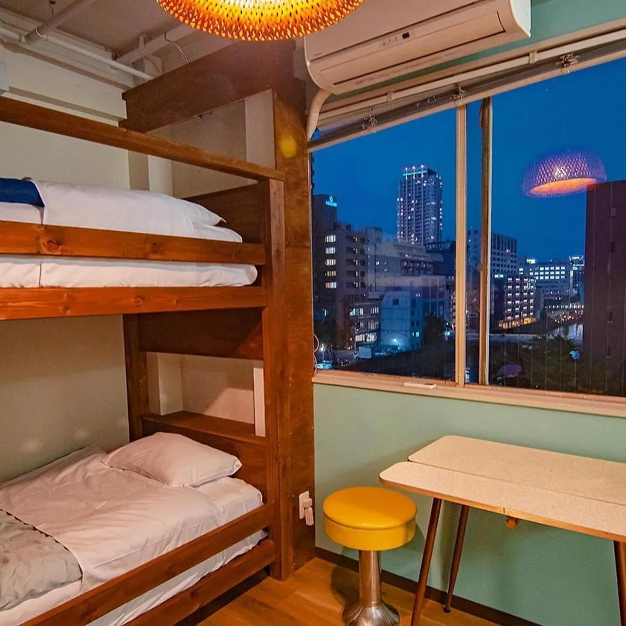 Hostel Chillax Osaka Giappone